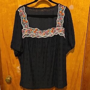 Plus Size Embroidered Women's Top Size 3X